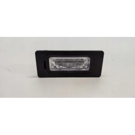 AUDI Q5 A4 B8 A5 8T OŚWIETLENIE TABLICY REJESTRACYJNEJ KOMPLET 8T0943021