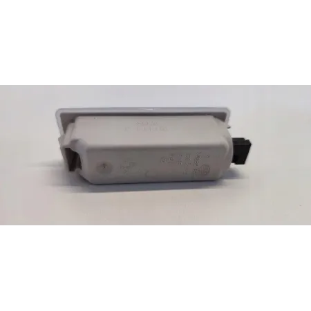 BMW F20 LAMPKA KABINY 6972605