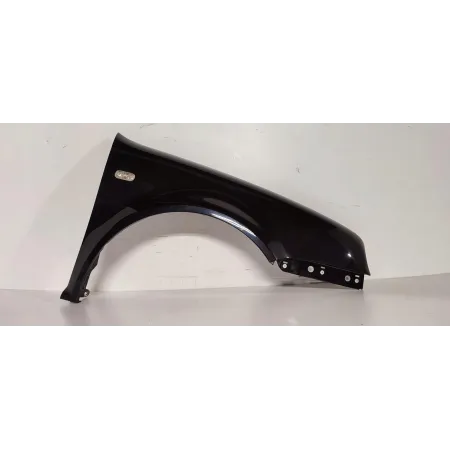 GOLF 4 BŁOTNIK PRAWY PRZÓD LC9Z