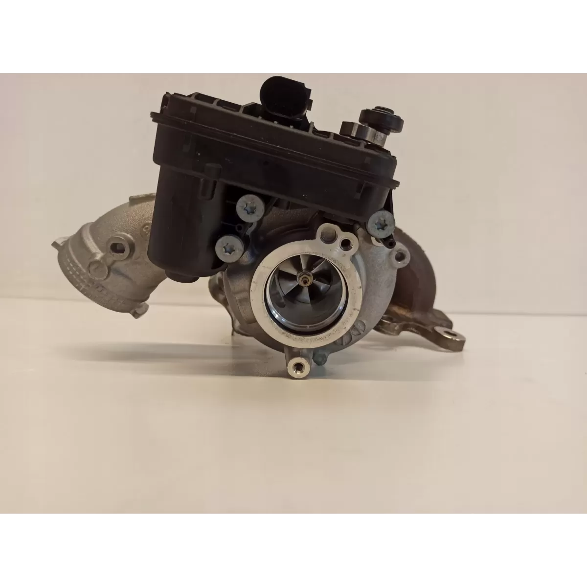 TURBINA VW SEAT AUDI 1.5TSI 05E145701K 04E145725DJ