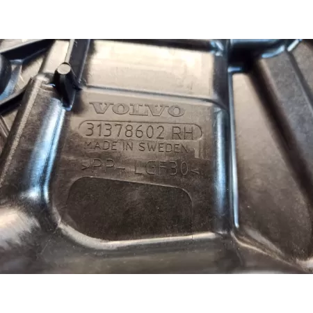 PODNOŚNIK SZYBY PRAWY TYŁ VOLVO V90 31378602