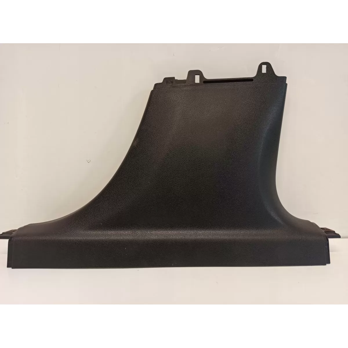 OSŁONA SŁUPKA PRAWA MERCEDES W247 A2476903402