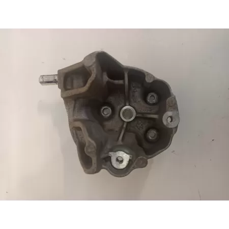 ŁAPA MOCOWANIE POMPY PALIWA BERLINGO IV 9824088780