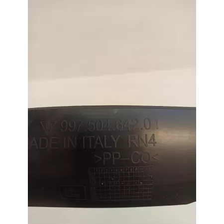 PORSCHE 987 WYPEŁNIENIE BŁOTNIKA PRAWE 99750464201