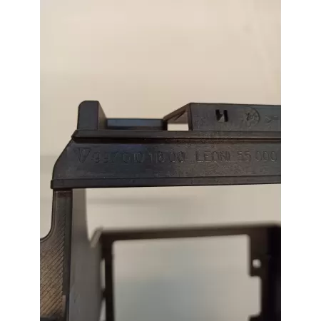 PORSCHE 987 OBUDOWA KIESZEŃ SKRZYNKI BEZPIECZNIKÓW