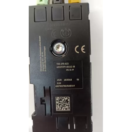 WZMACNIACZ ANTENOWY BMW G20 6835148