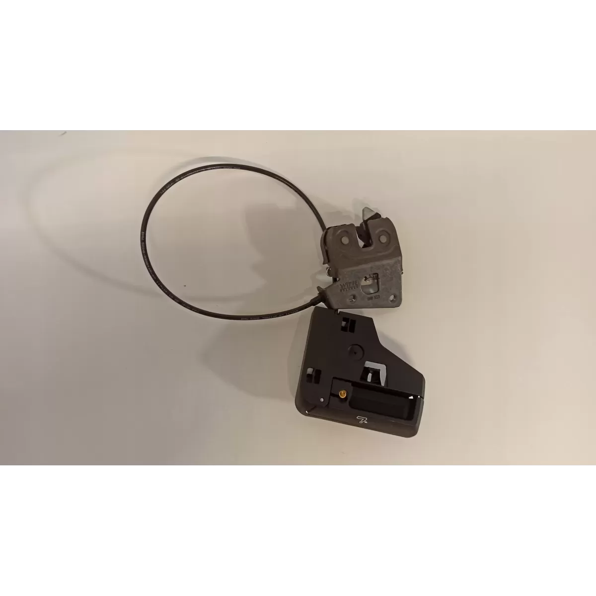 ZAMEK CIĘGNO KANAPY TYŁ PRAWY BMW G20 7112864