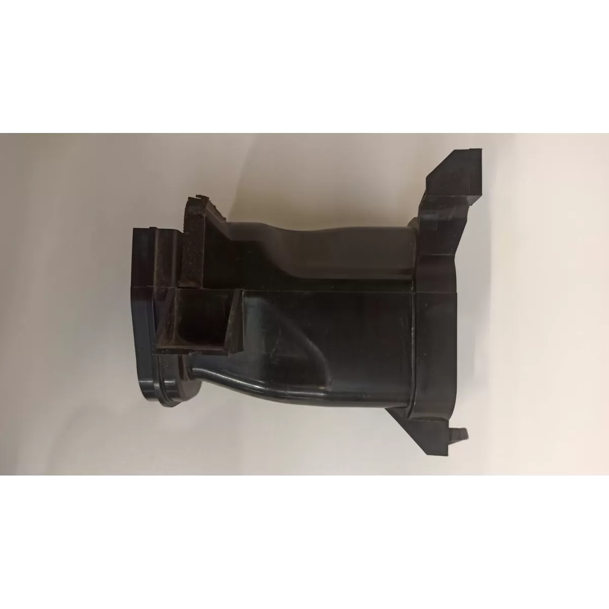 DOLOT POWIETRZA PRAWY INFINITI G37