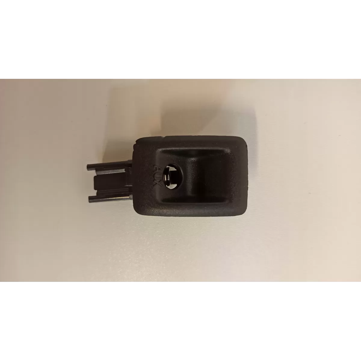 ZŁĄCZE AUDIO AUX VOLVO XC70 30657961