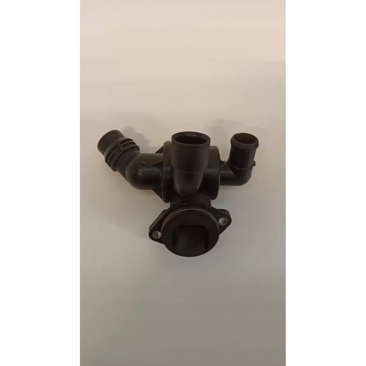 TERMOSTAT OBUDOWA A4 B8 03L121111AD