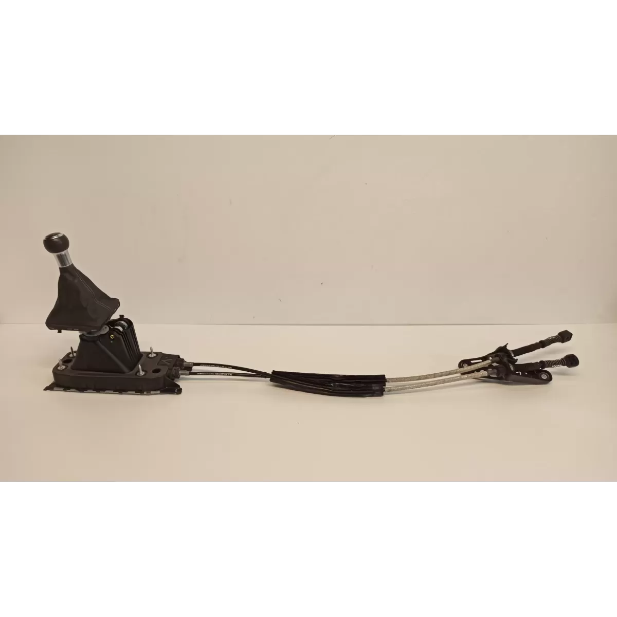 AUDI VW WYBIERAK BIEGÓW 2GA711049B