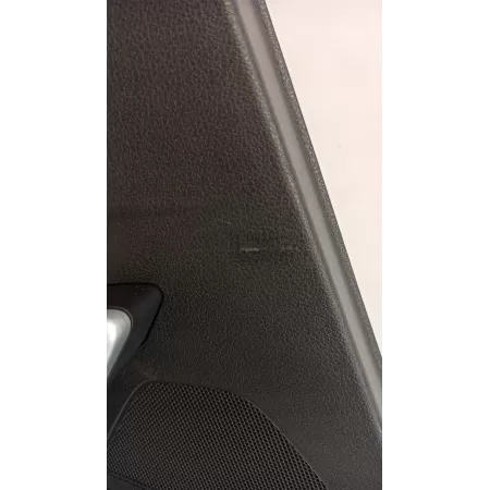 AUDI Q2 BOCZEK DRZWI LEWY TYŁ 81A867305