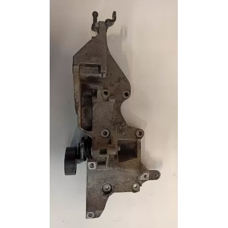 AUDI 2.0 TDI ŁAPA ALTERNATORA 03L903143D