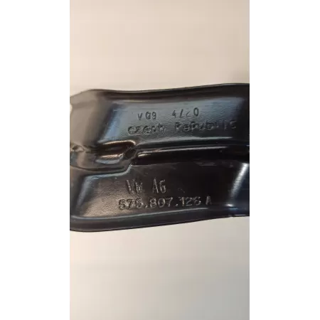 SKODA KAROQ SEAT ATECA WSPORNIK ZDERZAKA PRAWY TYŁ 575807126A