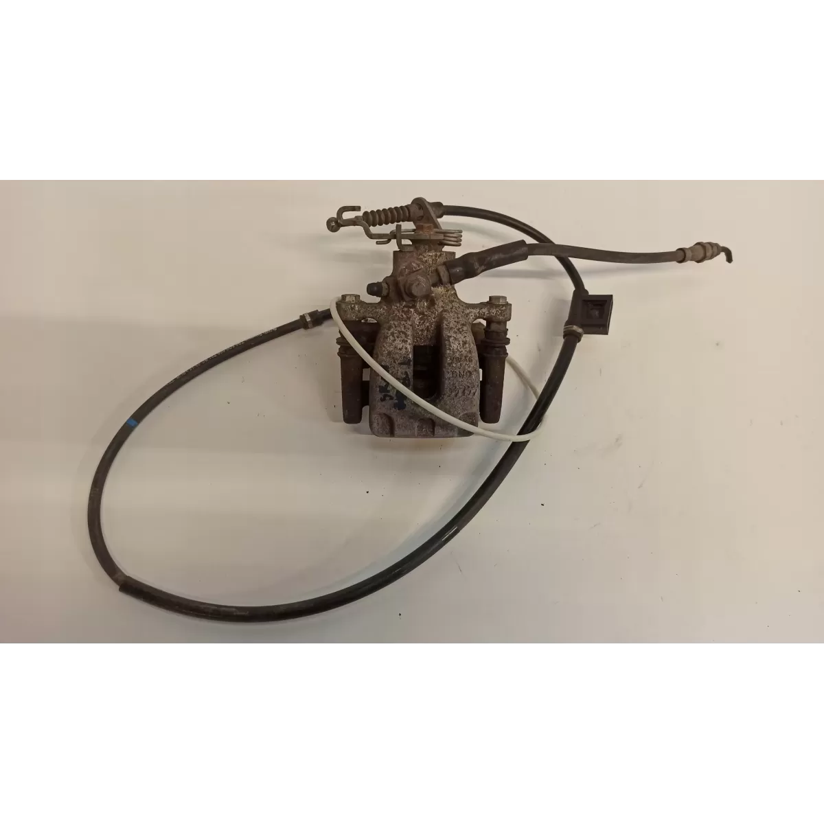 ZACISK PRAWY TYŁ OCTAVIA III