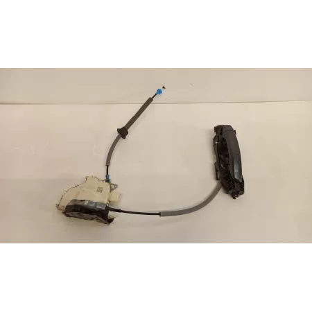 ZAMEK DRZWI PRAWY TYŁ AUDI Q2 4G0839016C