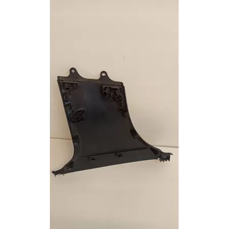 OSŁONA SŁUPKA PRAWA MER W205 A2056900425