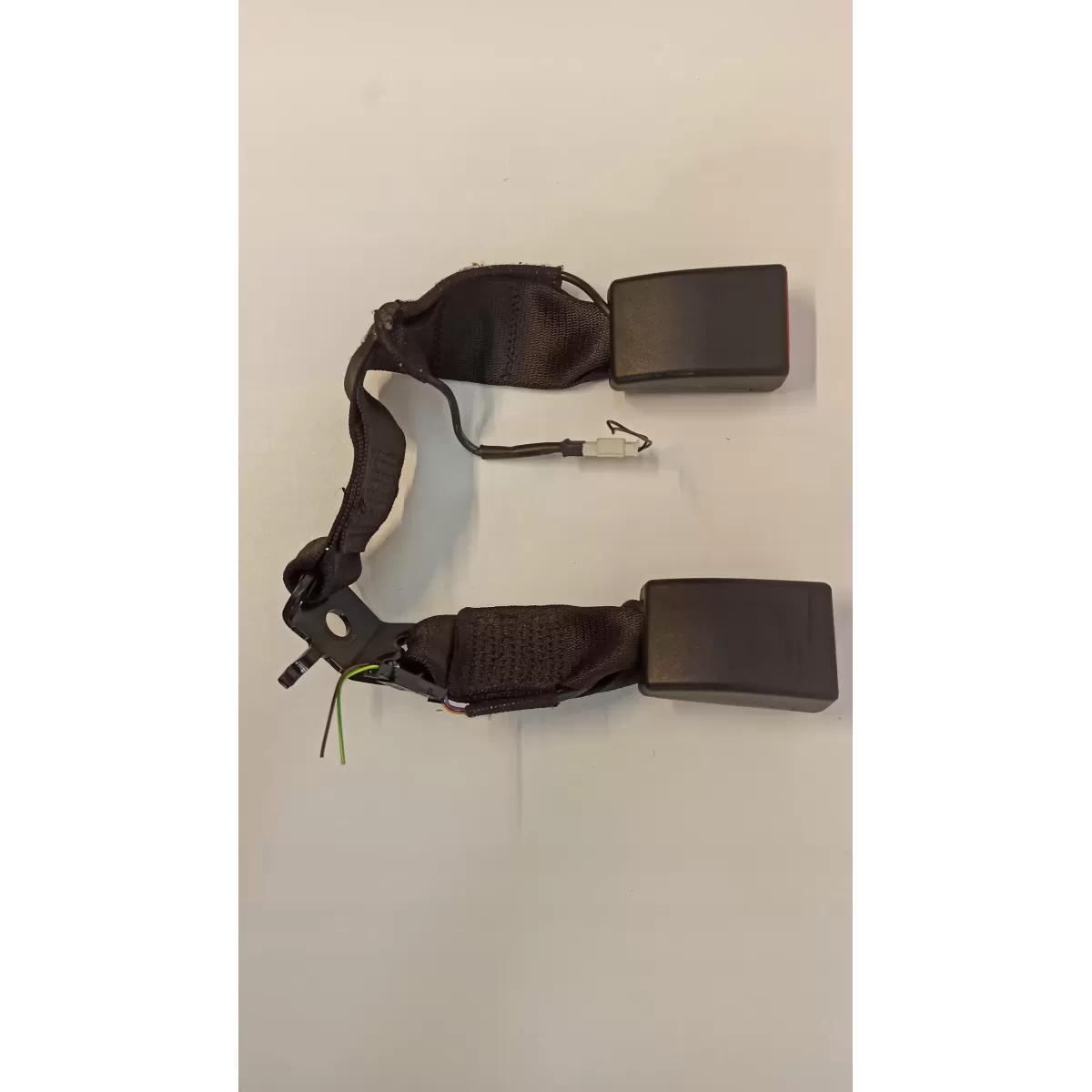 BMW F21 ZAPINKA PASA TYŁ 7355471 7266352 KOMPLET