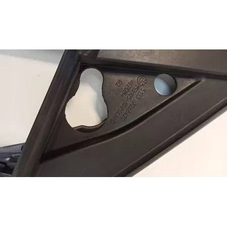 BMW F21 LISTWA DRZWI PRAWA 7268420