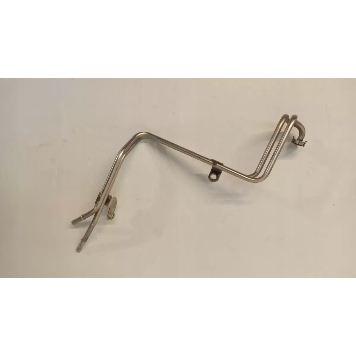 WĄŻ RURA PRZEWÓD WODY AUDI Q2 04E122157BR