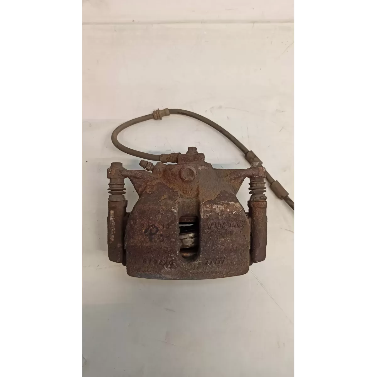 ZACISK PRAWY PRZÓD OCTAVIA III