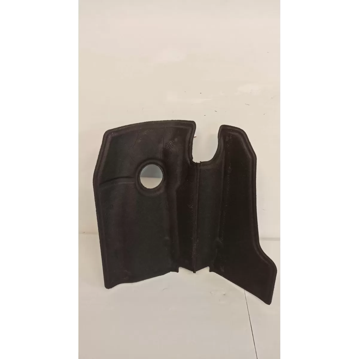 WYGŁUSZENIE TUNELU PRZÓD VW TIGUAN II 5QA825635