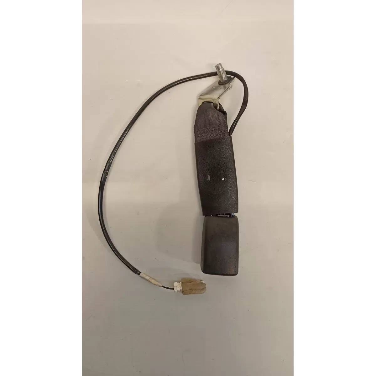 ZAPINKA PASA INFINITI G37 P/L PRZÓD E034501