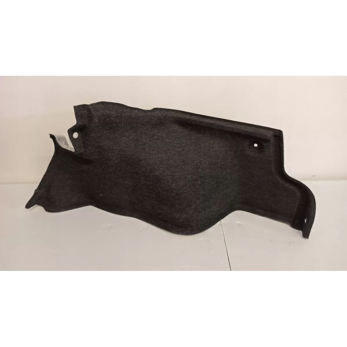 TAPICERKA BAGAŻNIKA PRAWY TYŁ INFINITI 84950 JL00A