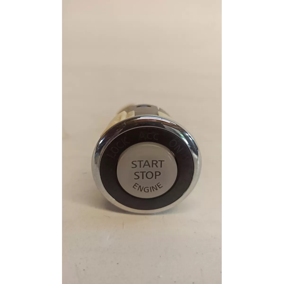 PRZYCISK START STOP INFINITI G37