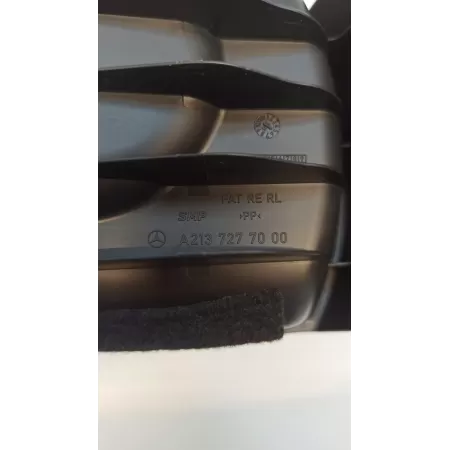 UCHWYT NA KUBEK W213 A2137277000