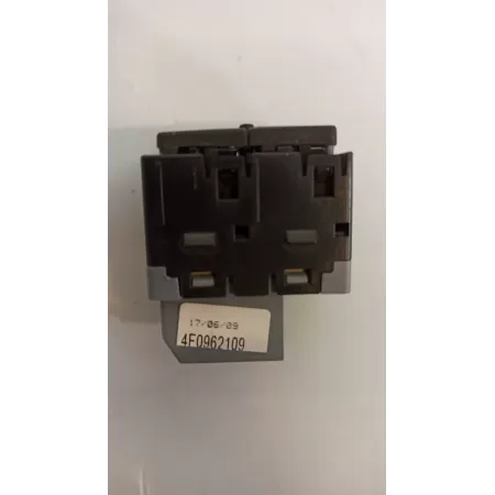 WŁĄCZNIK ALARMU A3 A5 4F0962109
