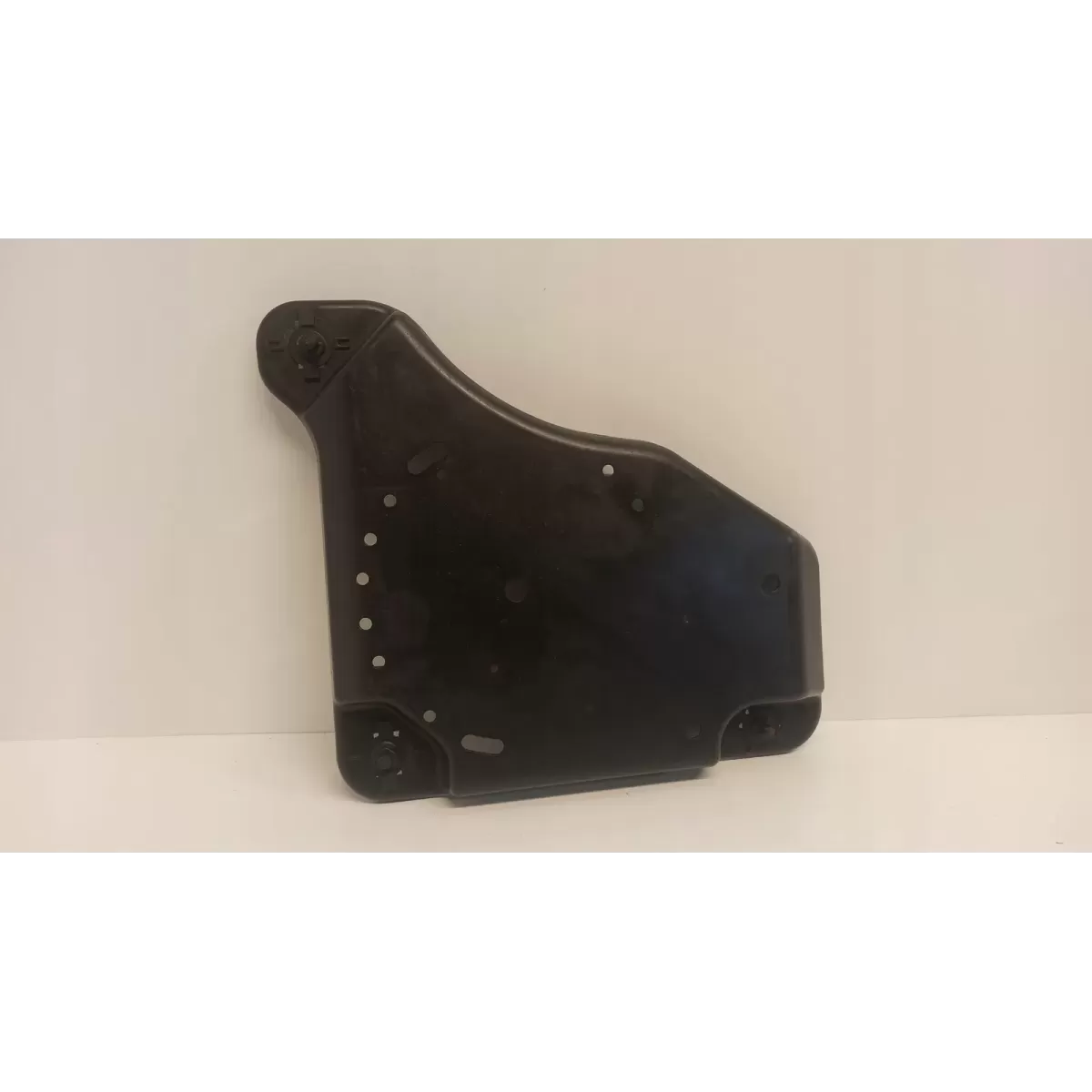 OSŁONA PODWOZIA VW TIGUAN II 5QF131331A