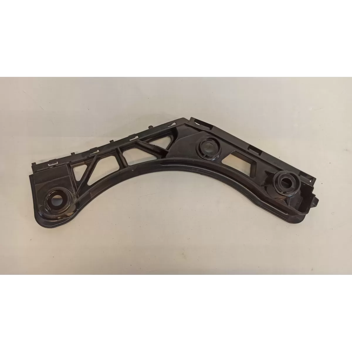 ŚLIZG ZDERZAKA PRAWY TYŁ VW TIGUAN 5NA807394