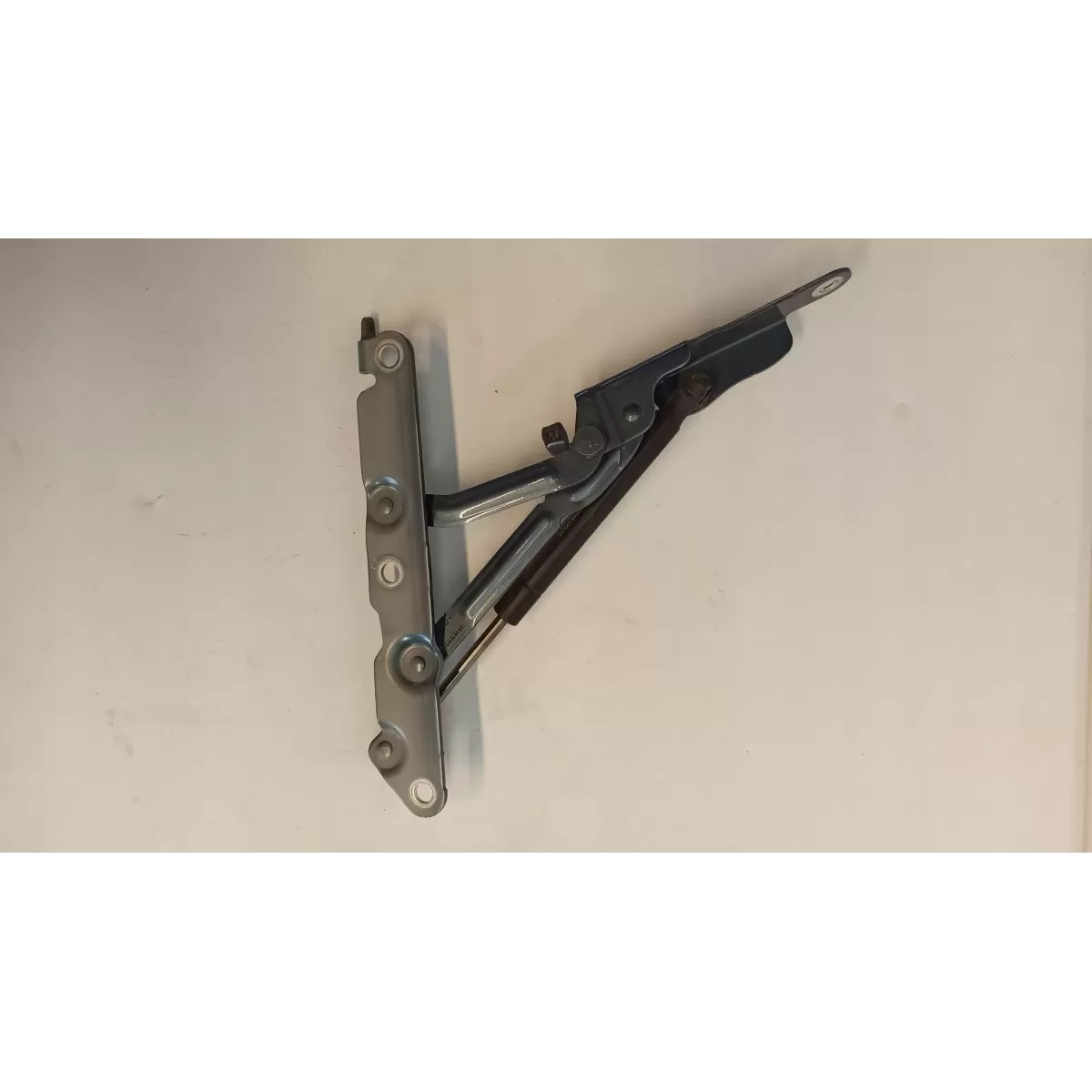 ZAWIAS LEWY TYŁ VOLVO S80 30799274