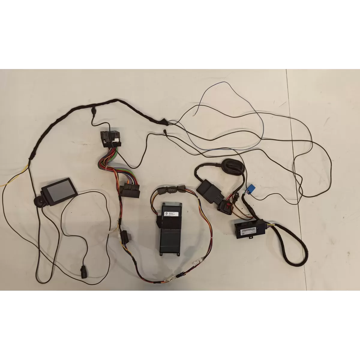 ADAPTER BLUETOOTH TOUCHPHONE KIT VW EOS 000051473A