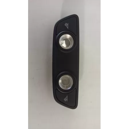 OŚWIETLENIE KABINY TYŁ A4 B9 A5 8W0947111