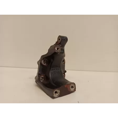 AUDI A4 A5 A6 2.0 TDI ŁAPA SILNIKA 04L131159C