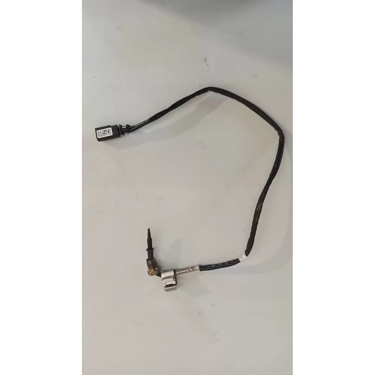 CZUJNIK TEMPERATUR SPALIN A4 B9 8W0906088E