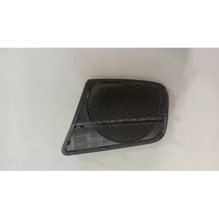 OSŁONA GŁOŚNIKA PRAWY TYŁ A4 B8 ALLROAD