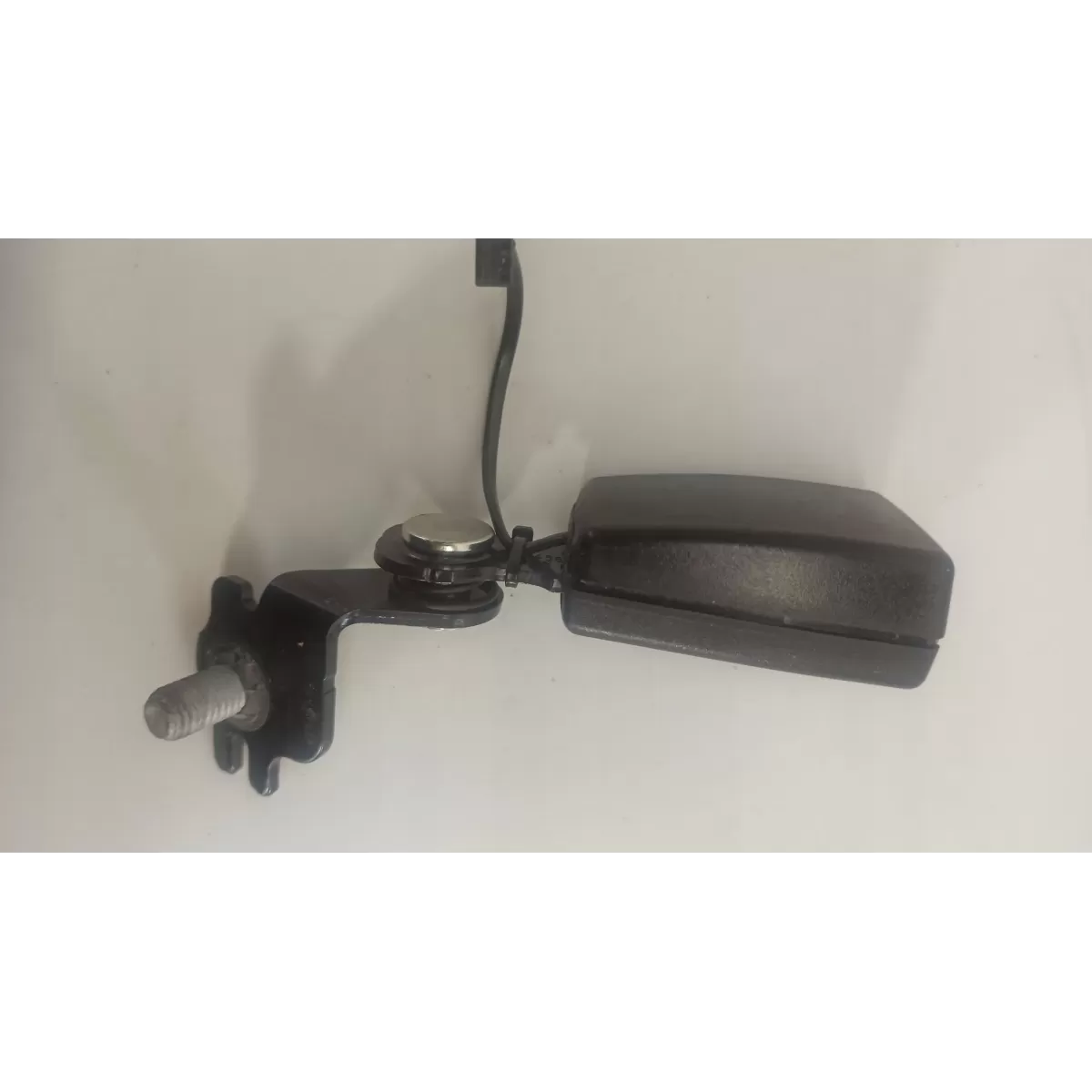 ZAPINKA PASA LEWY TYŁ MINI F56 7362069