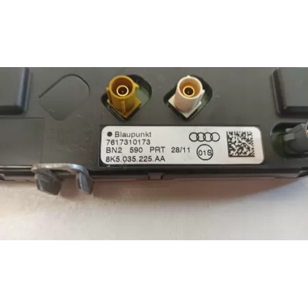 WZMACNIACZ ANTENOWY 8K5035225 AUDI A4 B8