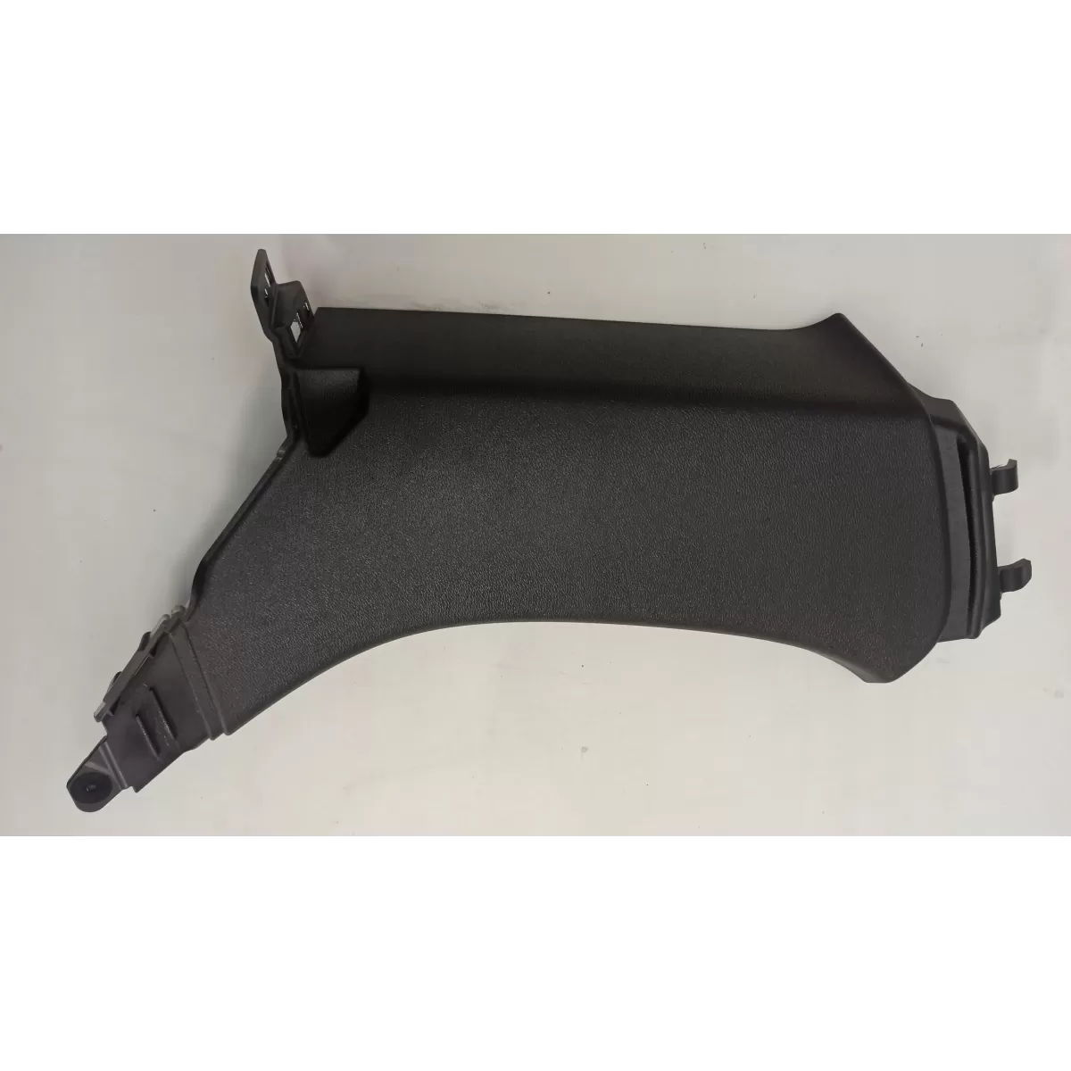 OSŁONA POSZYCIE SŁUPKA PRAWA 31479239 VOLVO V60 II