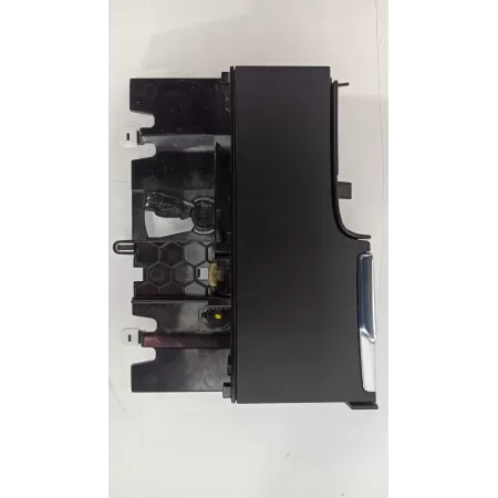 VOLVO XC90 XC60 V60 SCHOWEK POPIELNICZKA UK