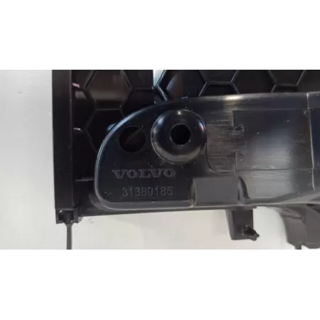 VOLVO XC90 XC60 V60 SCHOWEK POPIELNICZKA UK