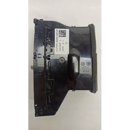 VOLVO V60 KRATKA NAWIEWU KONSOLI PRAWA 31477275