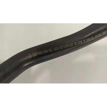 Przewód wody Mercedes W211 2.2 CDI A2118302396