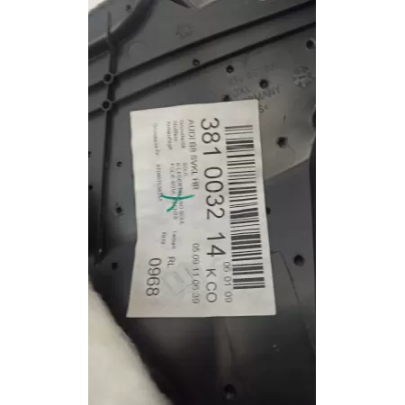 AUDI A5 COUPE BOCZEK TAPICERKA SKÓRA PRAWY TYŁ 8T0