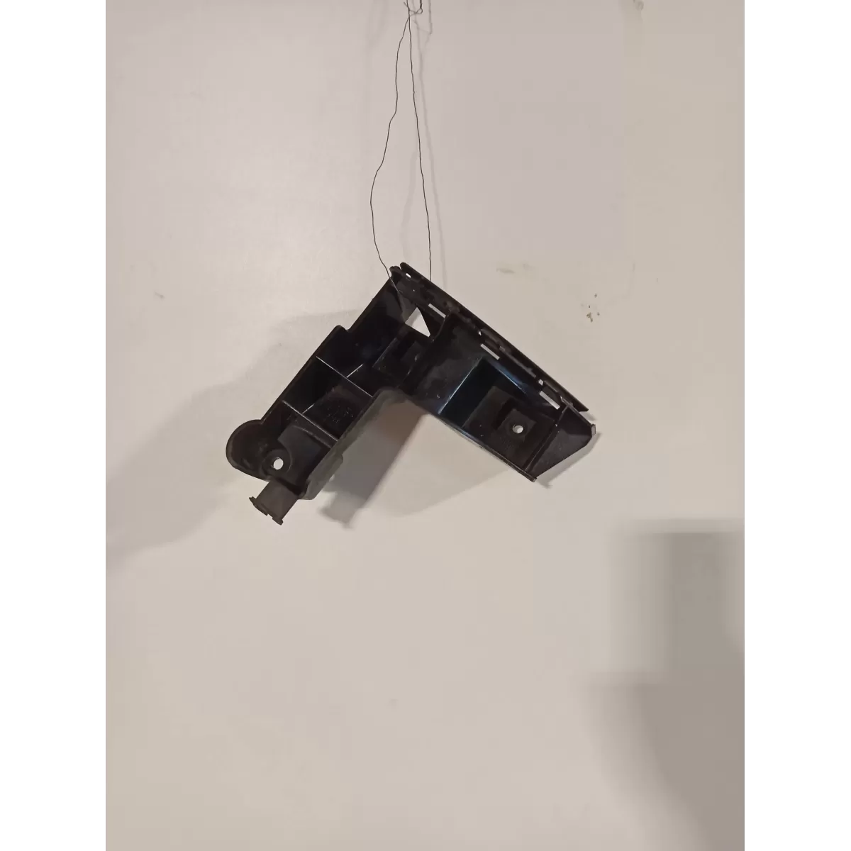 VOLVO V70 XC70 ŚLIZGI ZDERZAKA PRAWY TYŁ 30678651