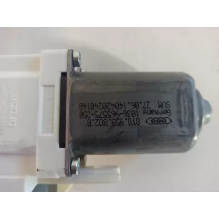 Silniczek Szyby Prawy Audi A5 8T0959802B