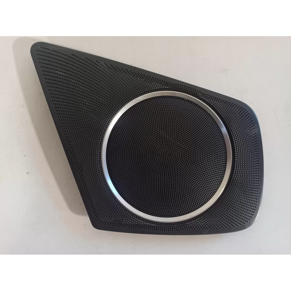 OSŁONA GŁOŚNIKA BANG OLUFSEN 8T0035420A AUDI A5 A4